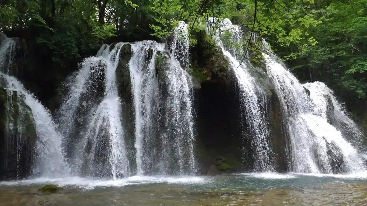 Cirque du Fer à Cheval depuis Les Planches-près-Arbois