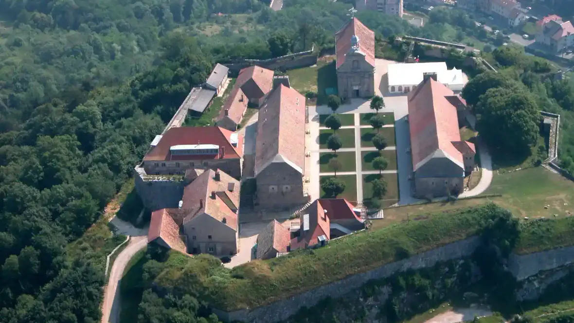 Fort Saint-André depuis Marnoz
