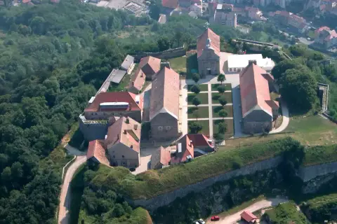 Fort Saint-André depuis Marnoz