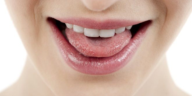 Pourquoi m’arrive-i-il d’avoir la langue blanche ?